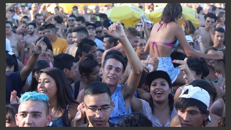 El público disfrutó una tarde espectacular con los mejores artistas.