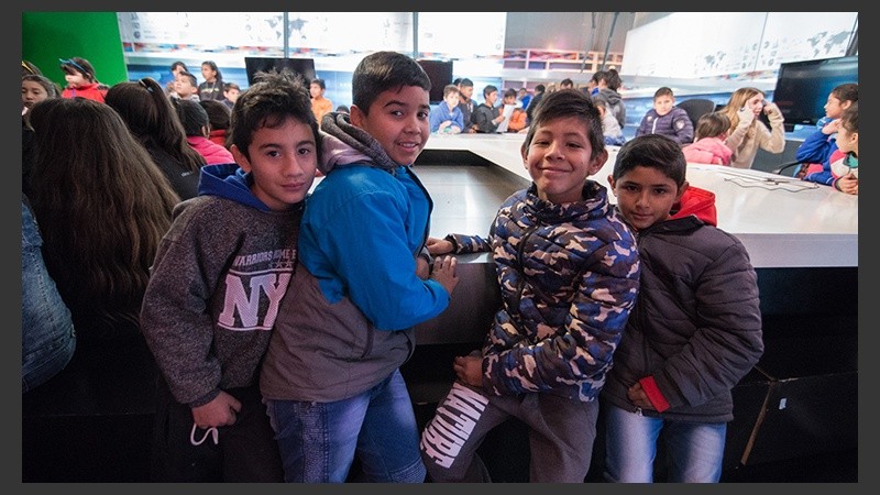 Los chicos disfrutaron en las instalaciones de Televisión Litoral.