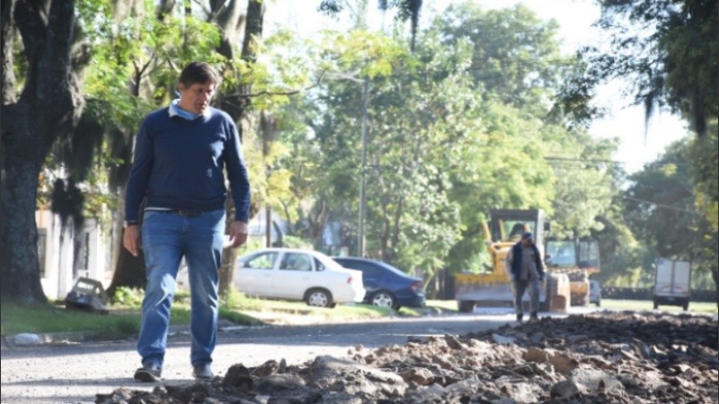 El intendente de Funes Rolvider Santacroce.