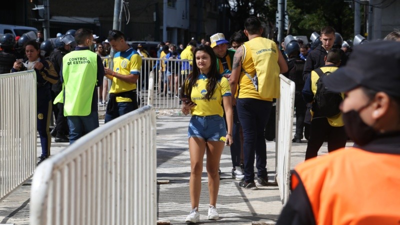 Un importante operativo de seguridad se desplegó por el partido.