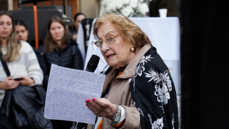 Emotivo acto de homenaje a 10 años de la tragedia de calle Salta 2141.