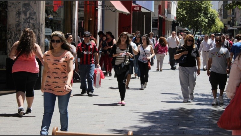 Más rosarinos y rosarinas buscan en la terapia una alternativa a los padecimientos mentales en medio de la crisis.