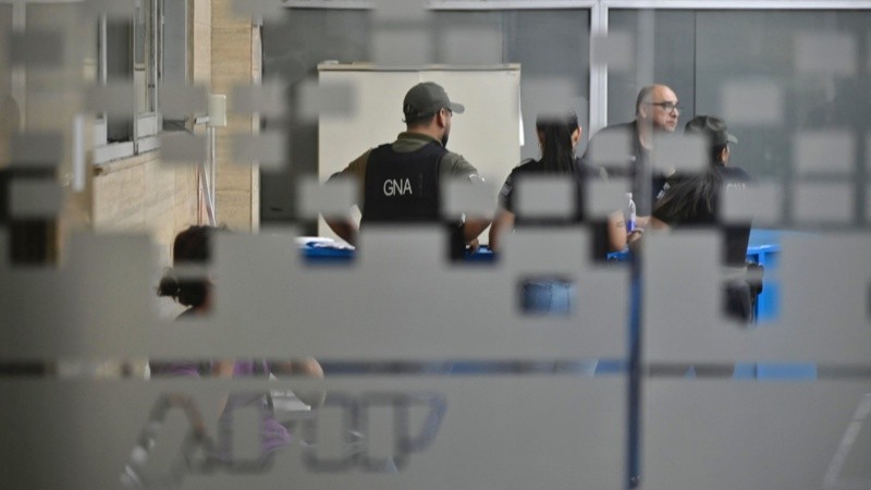 Gendarmería también hizo una inspección en la ex Afip.