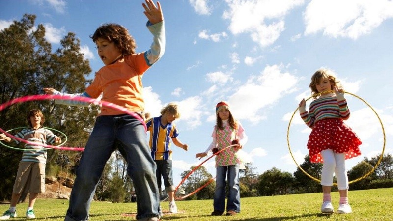 Los niños y el verano. Tiempo de disfrute para ellos y de atención para los adultos.